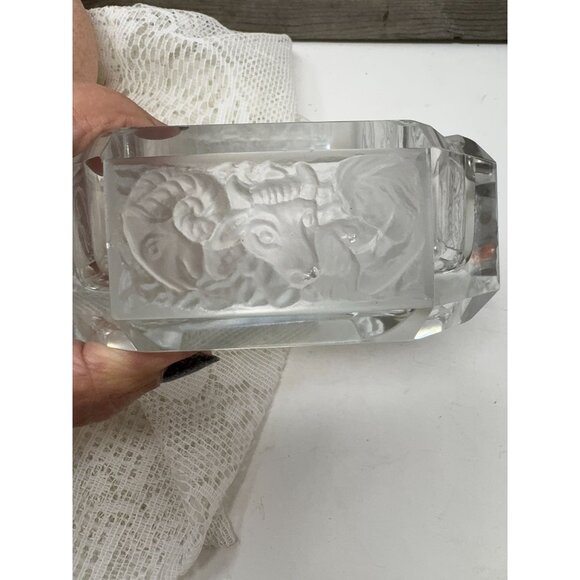 Vintage Bohemian Crystal Ashtray With Frosted Zodiac Design Elegant  & Heavy - Picture 9 of 16